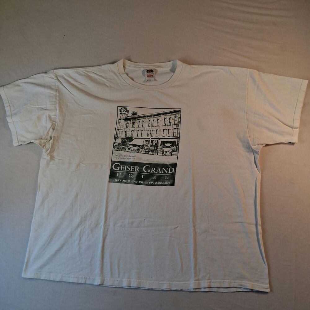 Vintage Fruit of the Loom Geiser Grand Hotel T Shirt Mens 3XL White Oregon Tee
